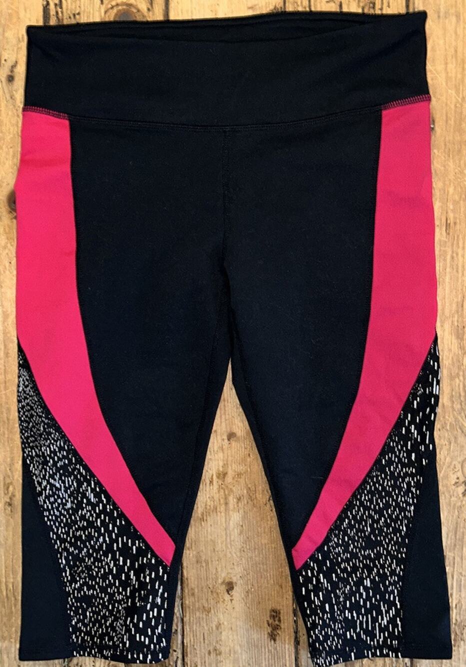 fabletics Women’s Size S Splattered White Pink Black Capri Yoga Pants